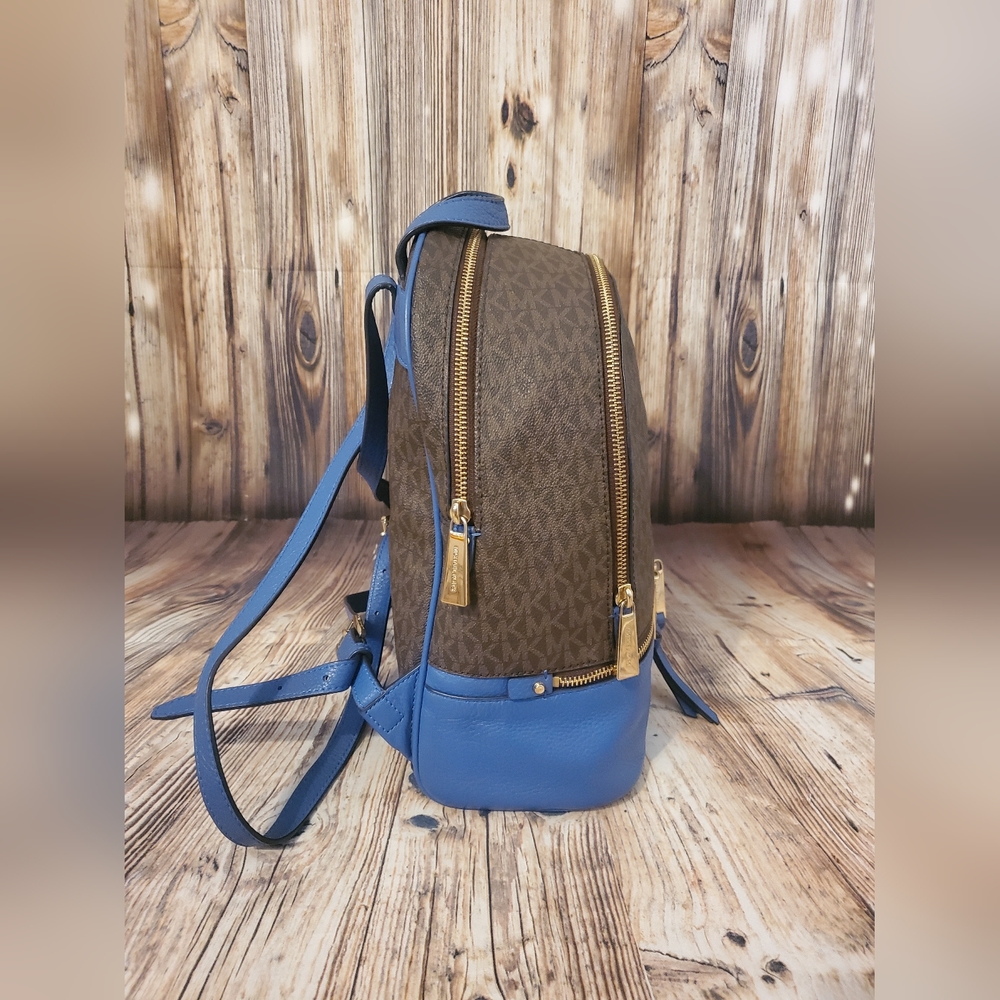 Michael Kors Rhea Medium Backpack - Picture 3 of 8